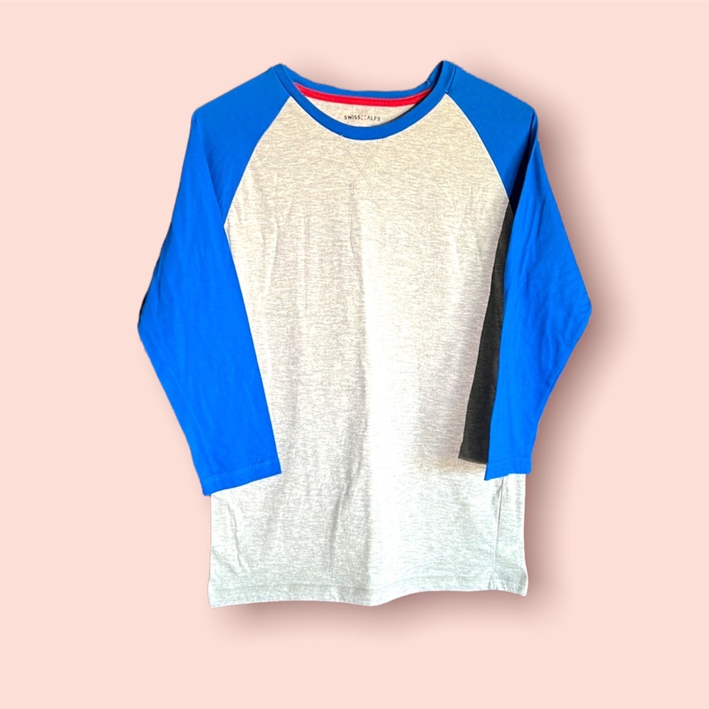 Blue/Gray Swiss alps long sleeve baseball shirt sized M